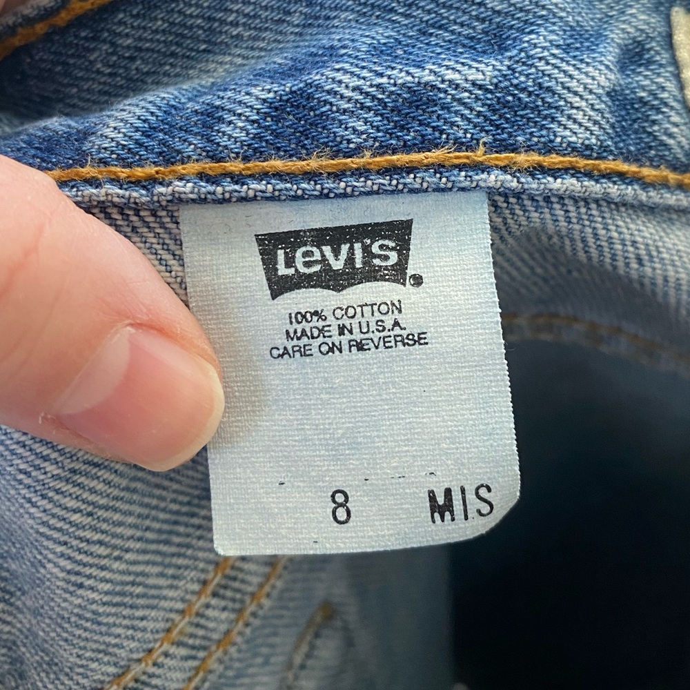 Levi’s Red Tab Vtg Y2K Light Wash Knee Denim Jean Slit Skirt Mom Style Classic 8 - Picture 8 of 9
